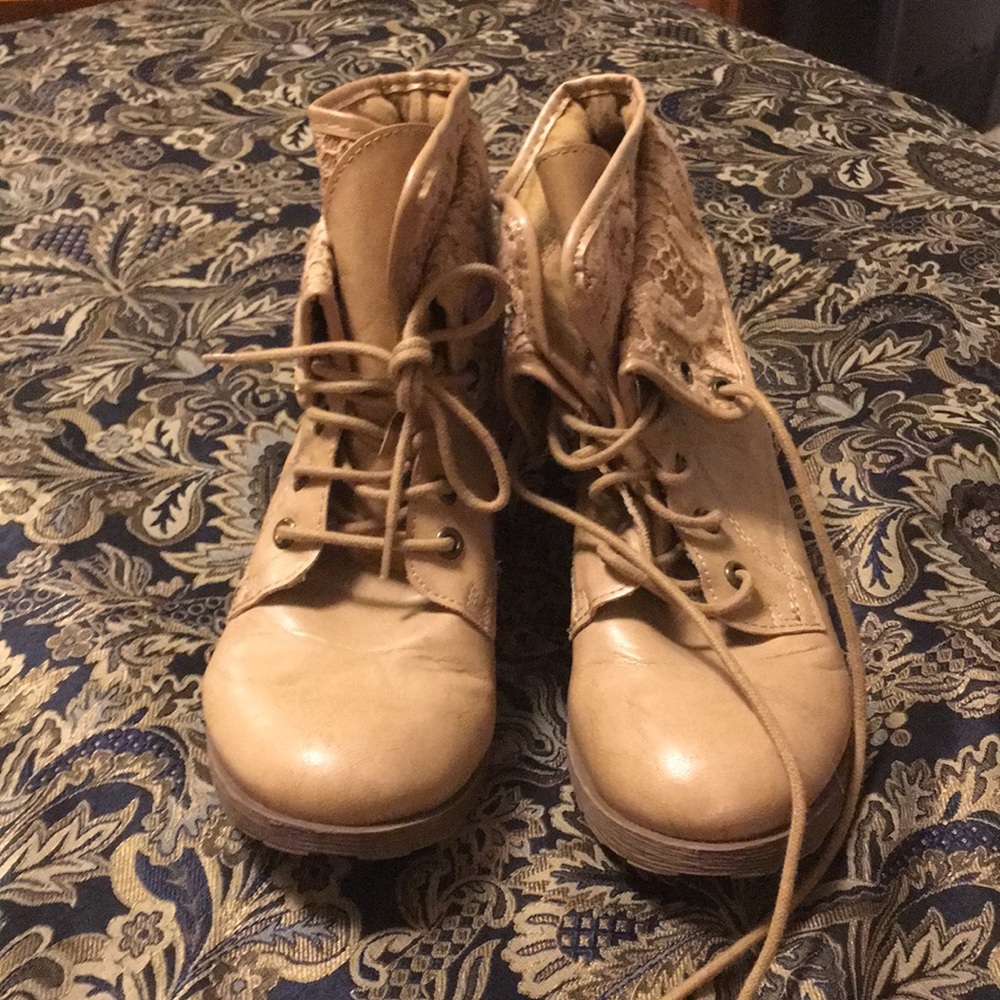 Rock and Candy Size 8 Boots